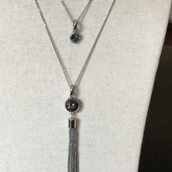 2 BRAND NEW NECKLACES in one BY LOFT - Picture 5 of 7